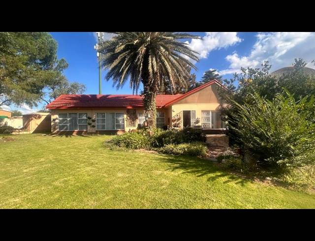3 BEDROOM HOUSE FOR SALE IN MEYERVILLE